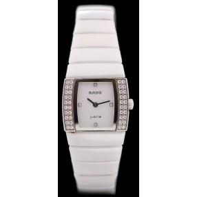 Montre Rado Sintra Jubilé en céramique blanche et index diamants