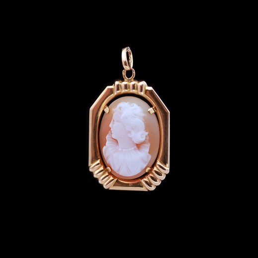 Pendentif Camé En Plaqué Or 18 Carats – Dimensions Avec Bélière : 28 X 15 Mm – Neuf – Bijou Classique Et élégant