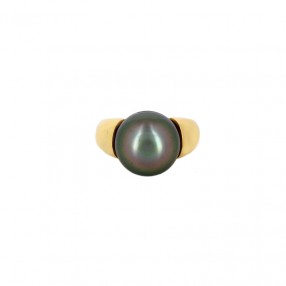 Bague de créateur en Or...