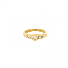 Bague solitaire en Or jaune...