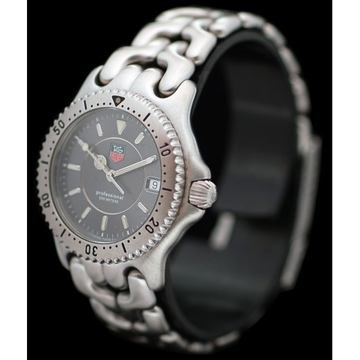 Montre Tag Heuer Professional 200 mètres