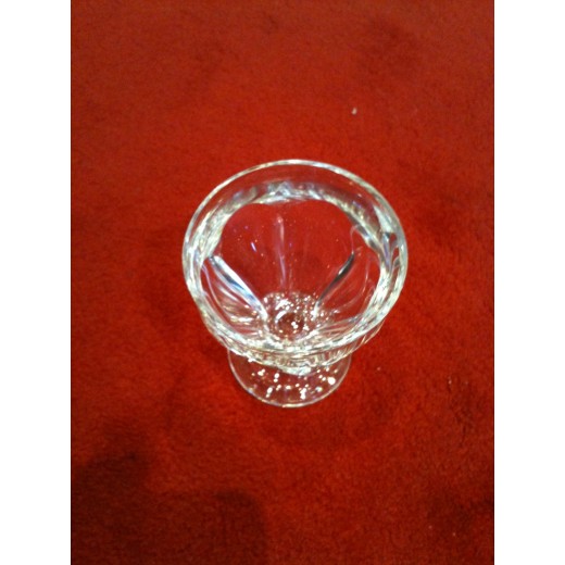 Service de douze verres à pied " Baccarat " 