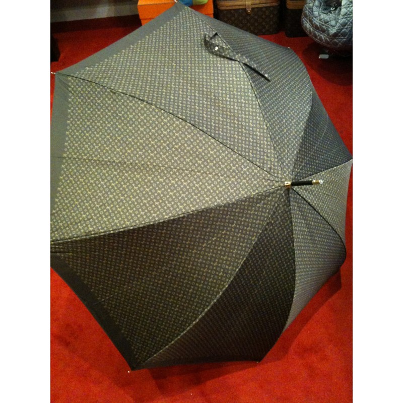 Parapluie Louis Vuitton Giboulée motif monogram