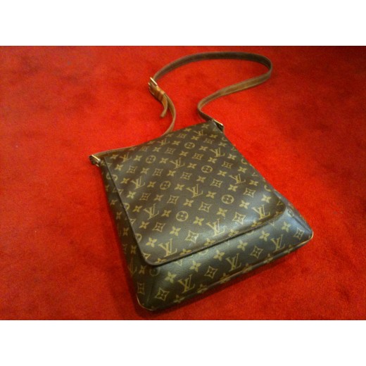 Sac Louis Vuitton " Musette "