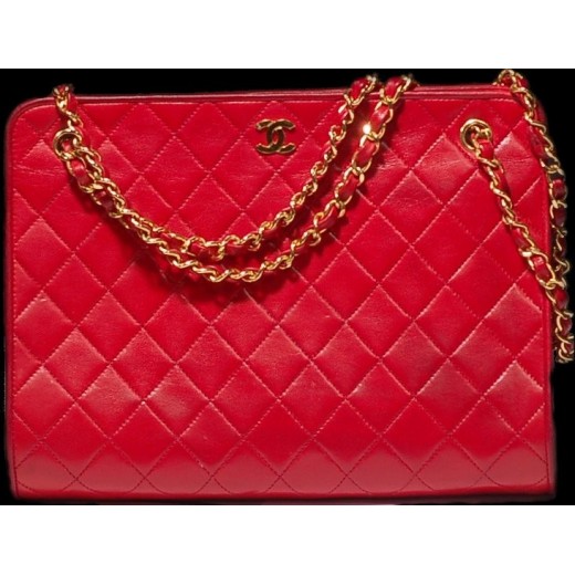 Sac CHANEL matellassé cuir rouge