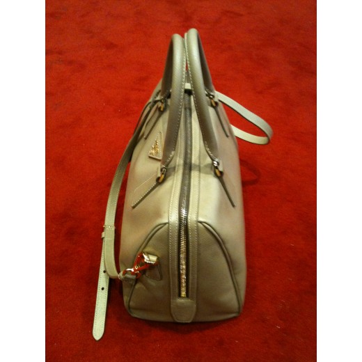 Sac Prada " Fourre tout "