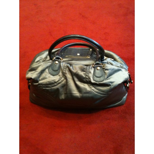 Sac Tod's "Nylon"