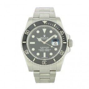 Rolex Submariner Date...