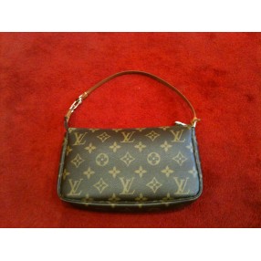 Pochette Louis Vuitton monogram