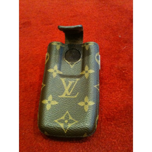 Etui portable Louis Vuitton