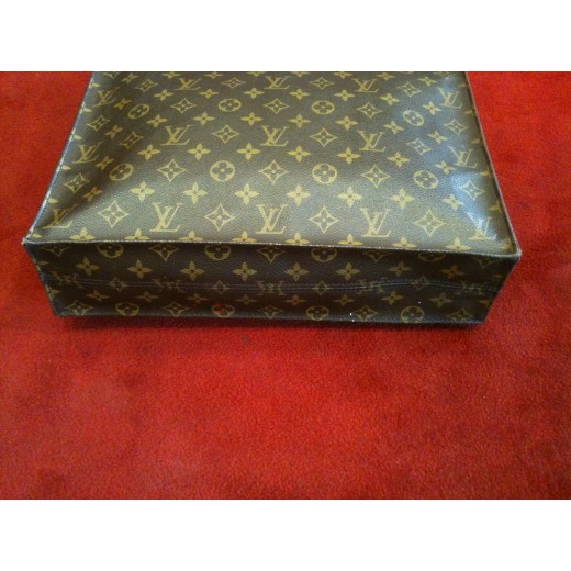 "Sac plat" Louis Vuitton