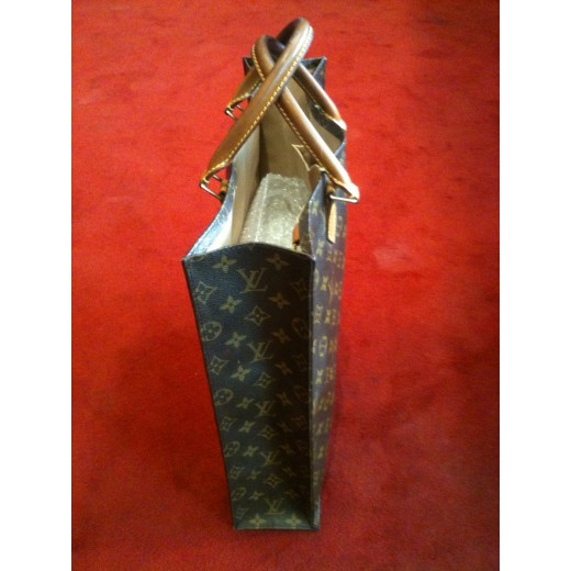 "Sac plat" Louis Vuitton