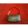 Pochette "Accessoires" Louis Vuitton et porte clés