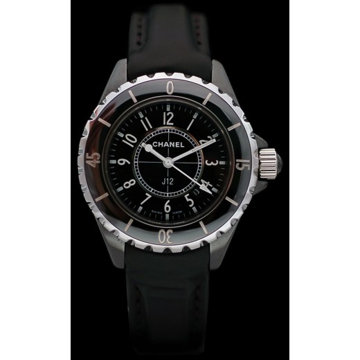 Montre Chanel J12 Noire 33mm