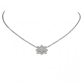 Collier Centre Lotus en Or...