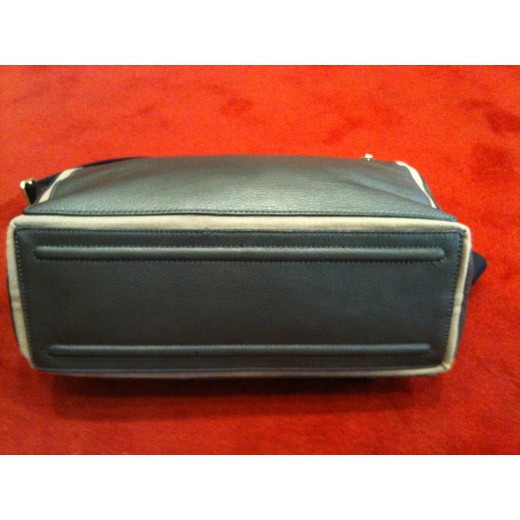 Sac Yves Saint Laurent " Muse Two "