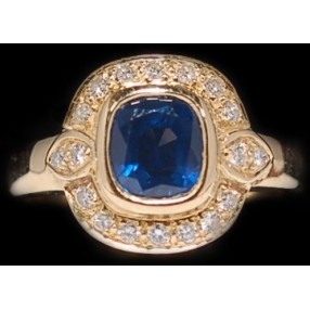 Bague saphir entourage diamants